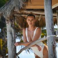 Recovery in Paradise: Why North American Baby Boomers are Fueling a Surgical Boom for Deep-Plane Facelifts in Cancun